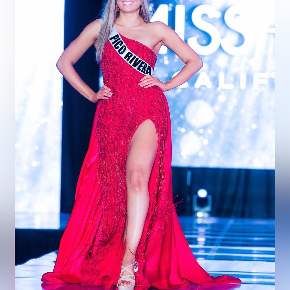 Sherri Hill Size 4 Fringe Red Gown with Custom Overskirt